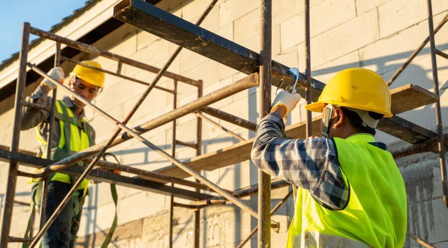 Professional fairlawn roofing services in Lesterville, SD